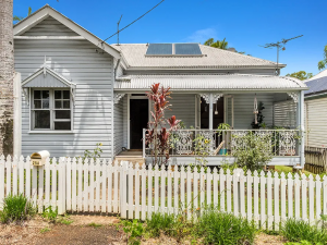 bangalow workers cottage